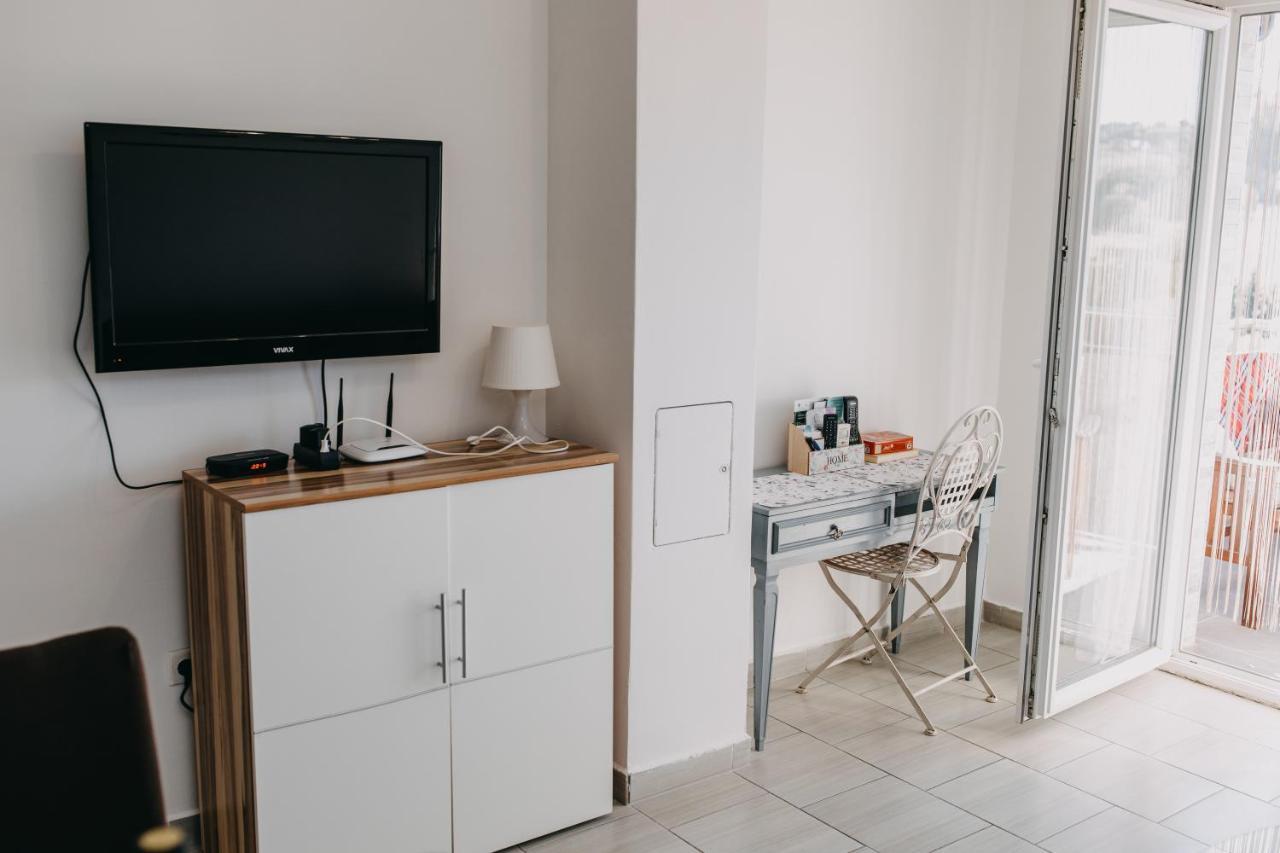 Apartment 10 Свети-Мартин-на-Мору Экстерьер фото